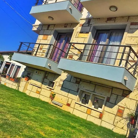 Ege Hotel 2*